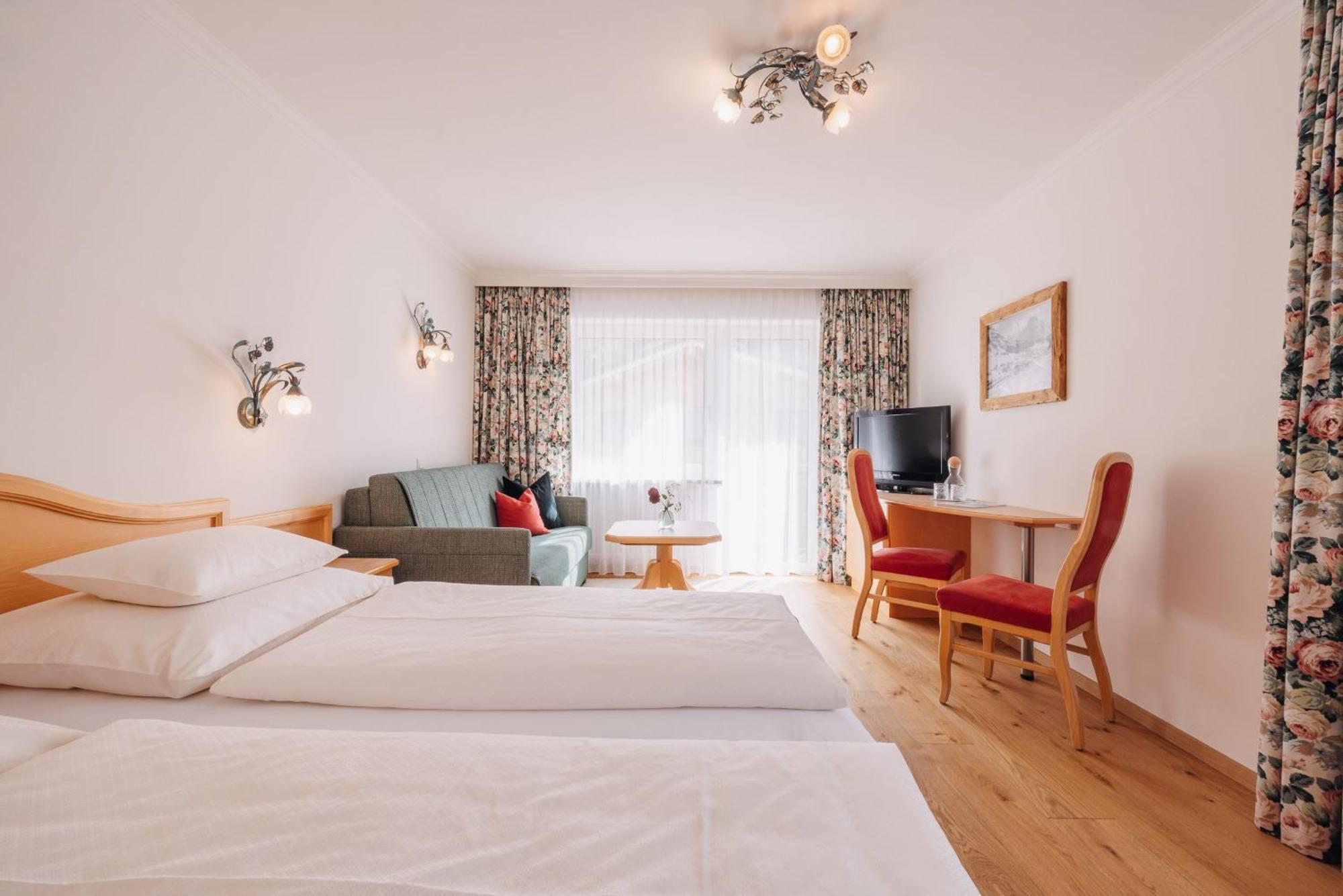 Hotel Garni Lavendel Lech am Arlberg Esterno foto